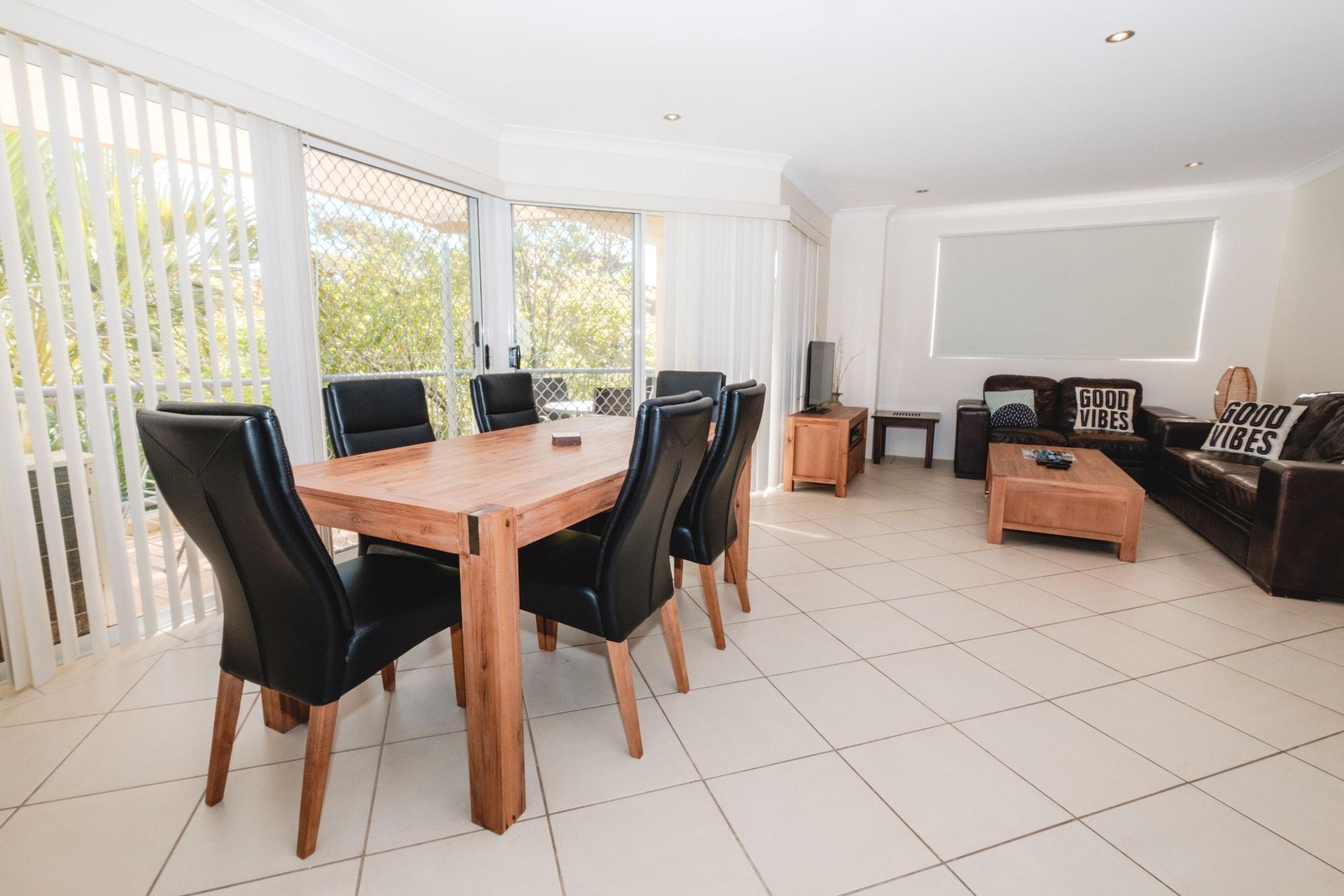 Sanctuary Lake Apartments Gold Coast Bagian luar foto