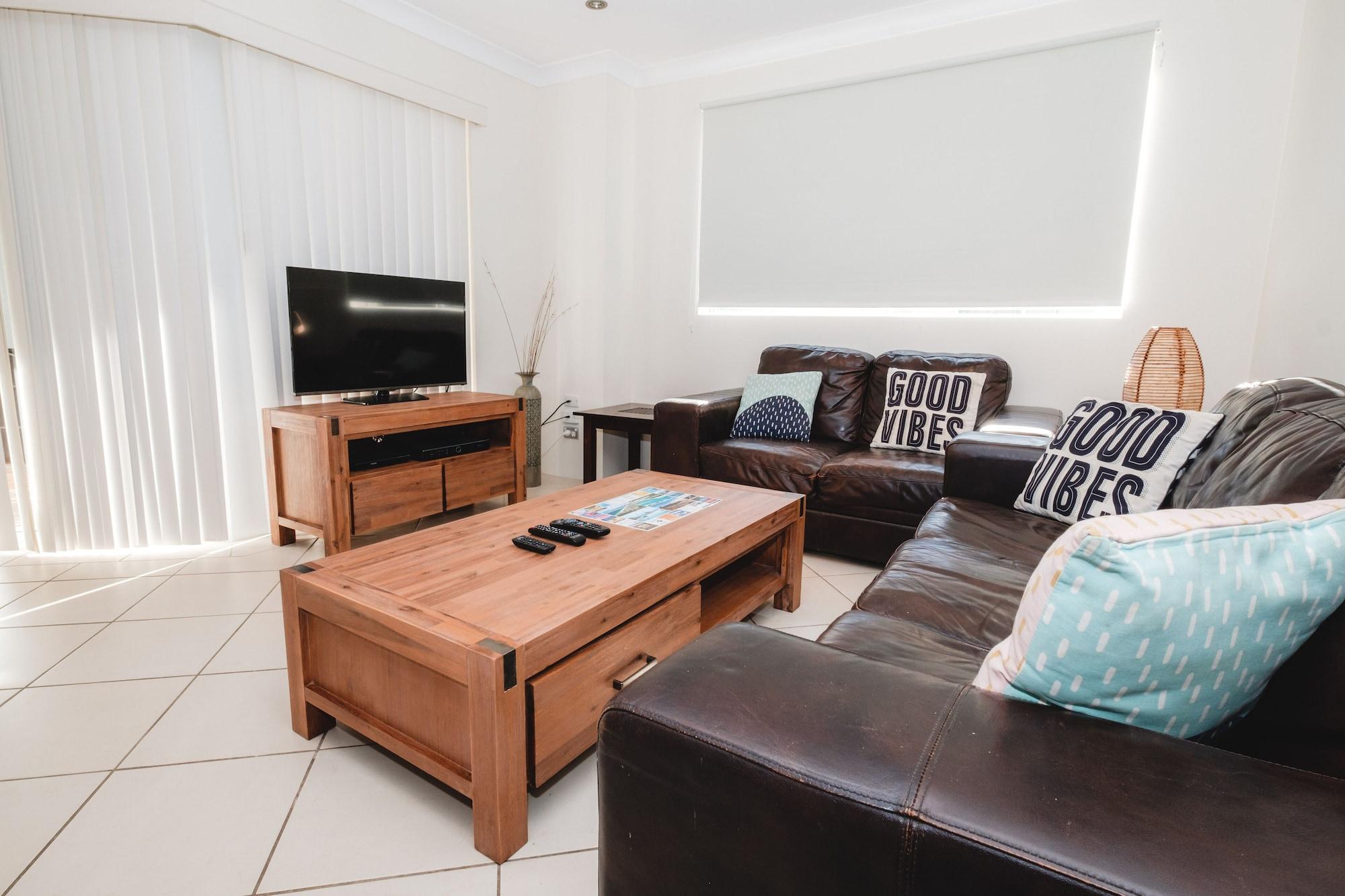 Sanctuary Lake Apartments Gold Coast Bagian luar foto