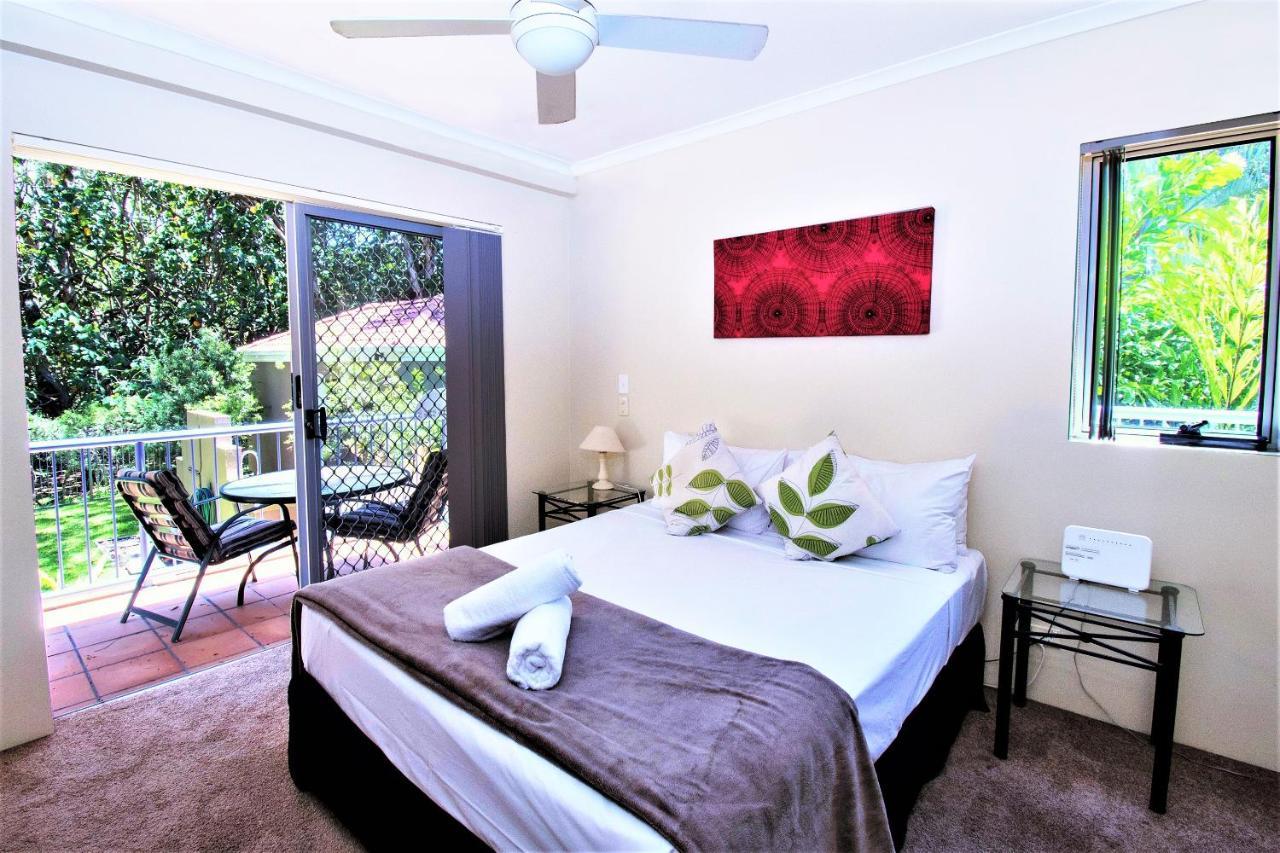 Sanctuary Lake Apartments Gold Coast Bagian luar foto