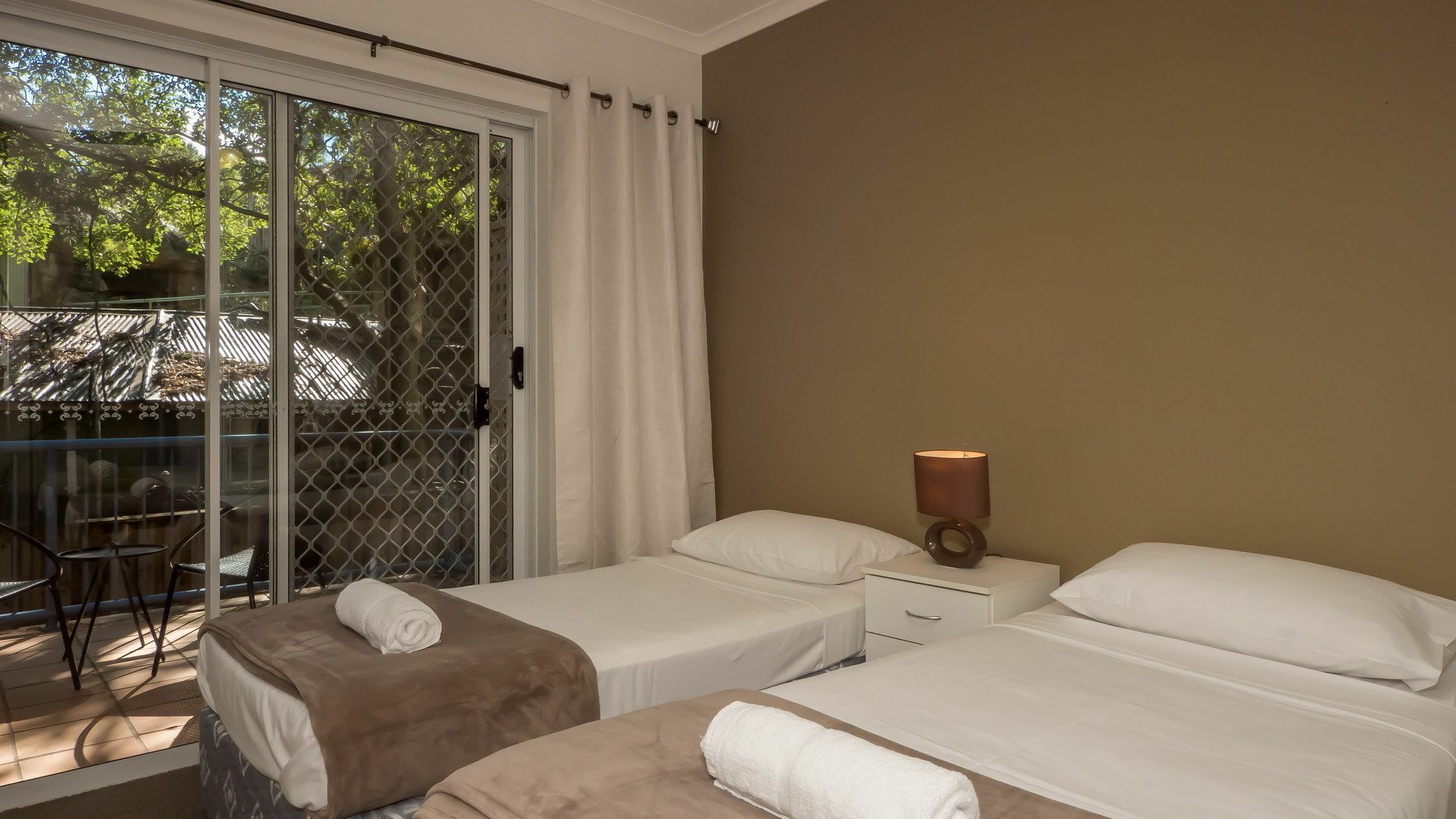 Sanctuary Lake Apartments Gold Coast Bagian luar foto