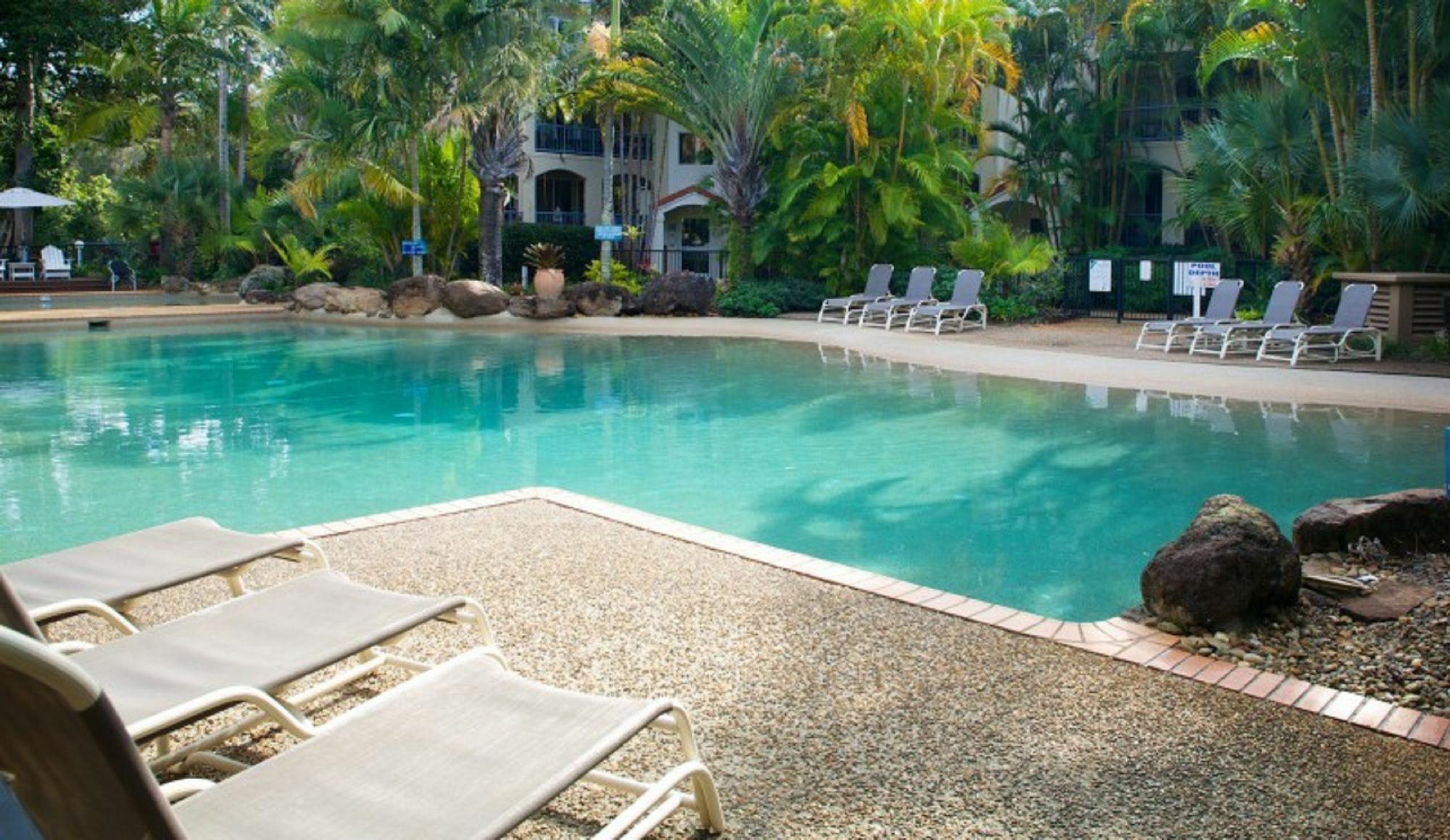 Sanctuary Lake Apartments Gold Coast Bagian luar foto